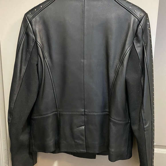 GORGEOUS Lamb leather moto style studded jacket - Picture 2 of 10